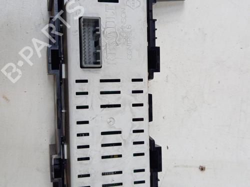 Display RENAULT LAGUNA III (BT0/1) 2.0 dCi (BT01, BT08, BT09, BT0E, BT0K, BT12, BT1C, BT1D,... (150 hp) 28760824