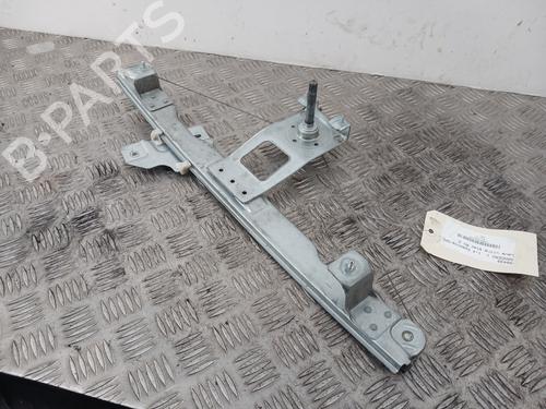 Vindusheismekanisme høyre foran DACIA SANDERO 1.4 (BS0C, BS0A, BS0G, BS1F, BS0E) (75 hp) 32302354