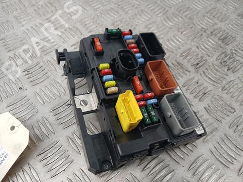 Used Fuse box PEUGEOT 207 (WA_, WC_) 1.6 HDi (90 hp) 31602477