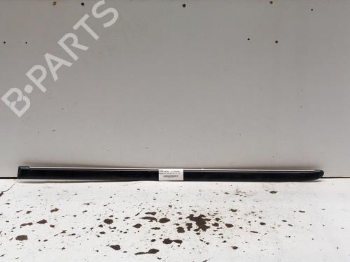 door-moulding-trim-lancia-lybra-sw-839_-1999-2000-2001-2002-2003-2004-2005-28778334 main image