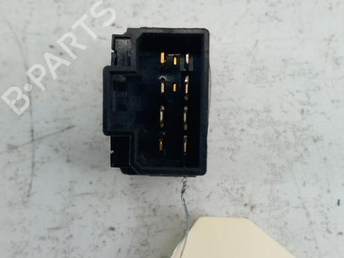 Used Warning switch NISSAN MICRA II (K11) 1.0 i 16V (K11) (60 hp) 28761503