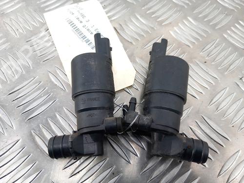 Sprinklervæskepumpe PEUGEOT 107 (PM_, PN_) 1.0 (68 hp) 28745069