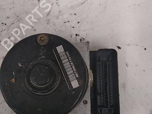 Módulo de ABS VW BORA I (1J2) 1.9 TDI (110 hp) 28747939