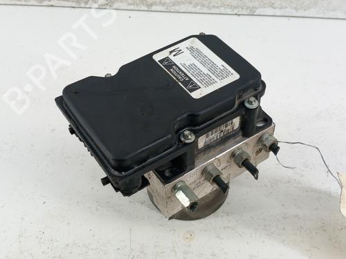 ABS Bremseaggregat TOYOTA AURIS (_E15_) 2.0 D-4D (ADE150_, ADE150R) (126 hp) 28773035