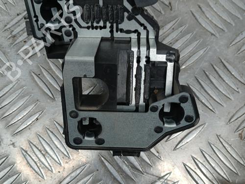 Lampeholder PEUGEOT 206 CC (2D) 1.6 16V (2DNFUF, 2DNFUR) (109 hp) 31113418