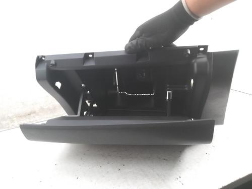 Glove box NISSAN LEAF (ZE0) Electric | BP28734541C95