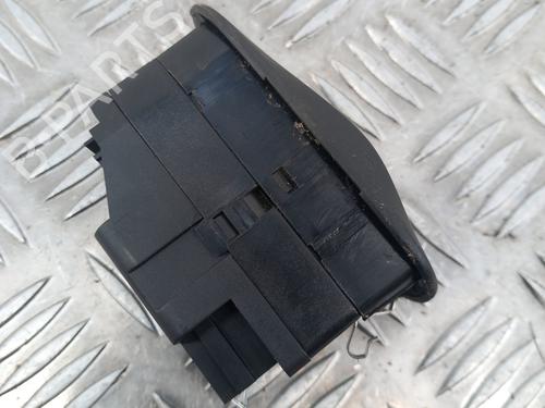 Left front window switch PEUGEOT 206 Hatchback (2A/C) 1.4 HDi eco 70 | BP28737188I27 - Image 3