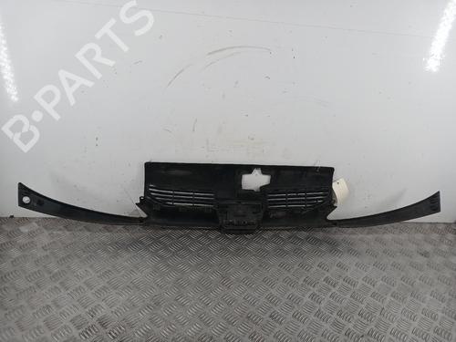 Grill Grill PEUGEOT 206 SW (2E/K) 1.4 16V (88 hp) 39521587 39521587