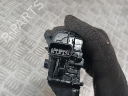 Used Switch Switch DACIA DUSTER (HS_) 1.5 dCi 4x4 (HSMC, HSMD) (110 hp) 32413643 32413643