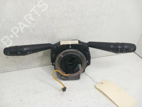Used Steering column stalk FIAT 500X (334_) 1.6 D Multijet (334AXA1B, 334AXA11) (120 hp) 28741027