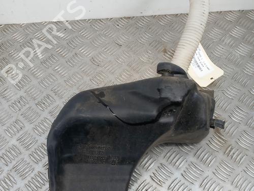 windscreen-washer-tank-citroen-c4-i-lc_-2004-2005-2006-2007-2008-2009-2010-2011-2012-2013-2014-34212965 main image