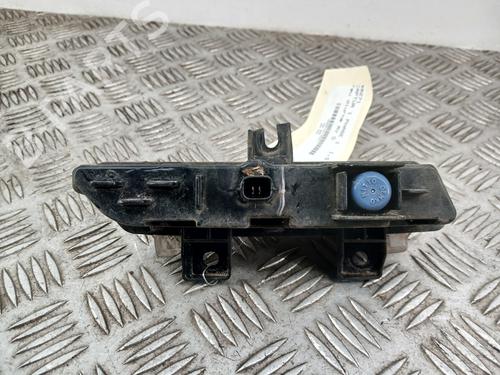 right-daytime-light-renault-captur-i-j5_-h5_-2013-34159419 main image