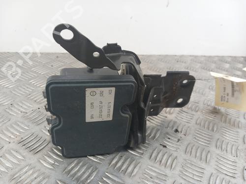Used ABS pump SEAT IBIZA V (KJ1, KJG) 1.6 TDI (95 hp) 30156553