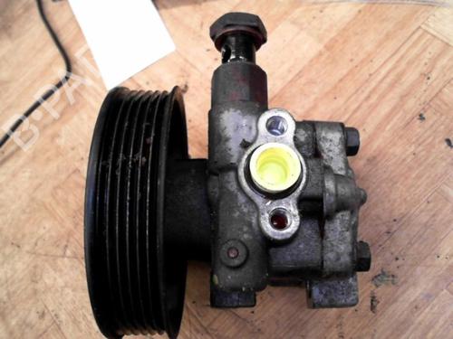 Used Steering pump HYUNDAI TRAJET (FO) 2.0 CRDi (113 hp) 28754964