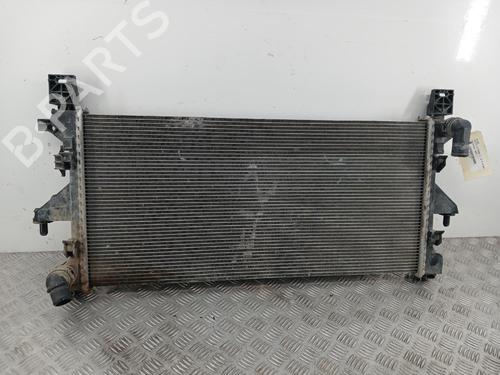 Used Water radiator Water radiator 37536121 37536121