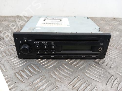 Used Radio Radio DACIA SANDERO 1.5 dCi (68 hp) 33533997 33533997