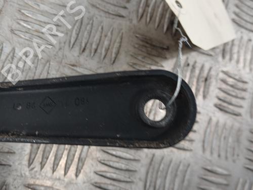 Used Front windshield wiper arm Front windshield wiper arm FORD FIESTA V (JH_, JD_) 1.6 TDCi (90 hp) 32064788 32064788