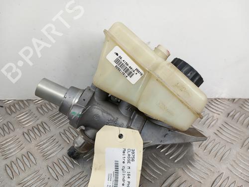 Used Brake master cylinder MERCEDES-BENZ M-CLASS (W164) ML 320 CDI 4-matic (164.122) (224 hp) 29625167