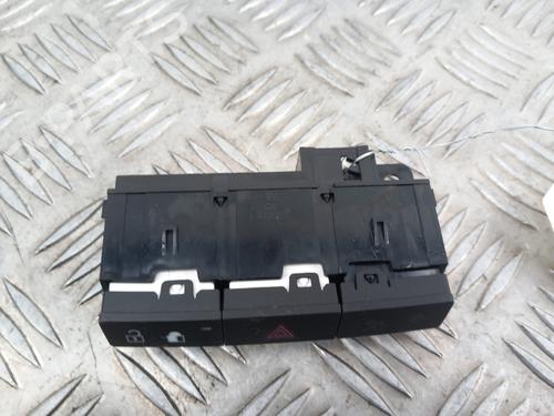Used Warning switch OPEL MERIVA B MPV (S10) 1.4 (75) (120 hp) 28742681