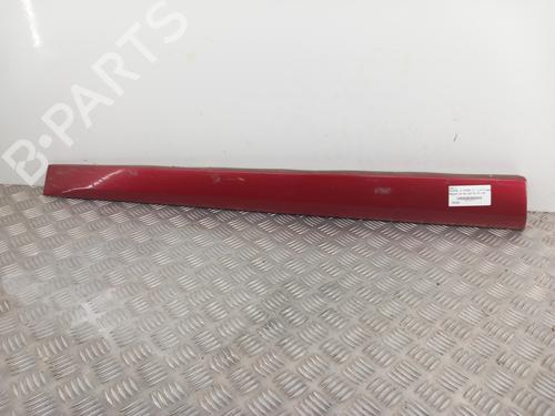 Used Door moulding trim RENAULT MEGANE III Hatchback (BZ0/1_, B3_) 1.5 dCi (BZ09, BZ0D, BZ1W, BZ29, BZ14) (110 hp) 28780347