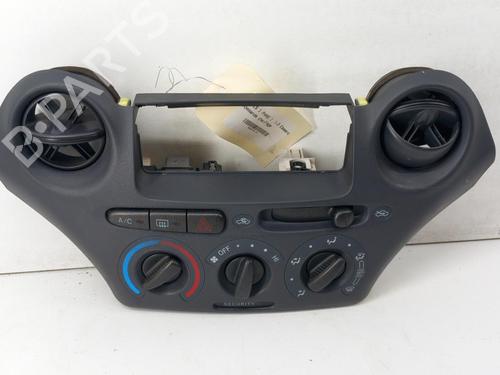 Used Climate control Climate control TOYOTA YARIS (_P1_) 1.3 (NCP10, SCP12_) (86 hp) 28773360 28773360