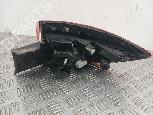 Left taillight RENAULT CLIO V (B7_) 1.5 Blue dCi 85 (B7AG) | BP38675974C34 - Image 2