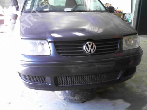 Used Front bumper VW POLO (6N2) 1.4 16V (75 hp) 28755205