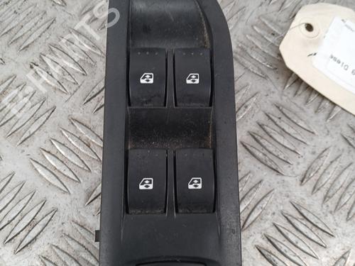 Used Left front window switch RENAULT LAGUNA II (BG0/1_) 1.9 dCi (107 hp) 31834835
