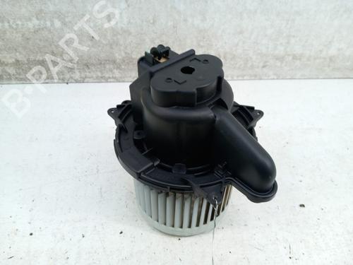 Used Heater blower motor DACIA SANDERO II TCe 90 (B8M1, B8MA, B8AC) (90 hp) 28734738