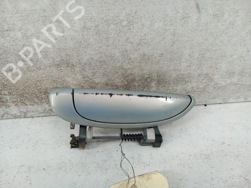 Used Front left exterior door handle RENAULT SCÉNIC I MPV (JA0/1_, FA0_) 1.6 (JA00, JA16, JA15, JA19, JA1V, JA2B, JA2C, JA0B,... (107 hp) 28783600