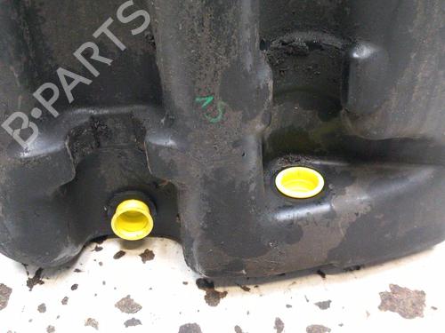 Used Windscreen washer tank Windscreen washer tank CITROËN C4 Coupe (LA_) 2.0 HDi (136 hp) 28755647 28755647