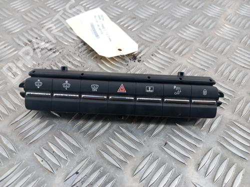 Used Warning switch PEUGEOT 5008 (0U_, 0E_) 1.6 BlueHDi 120 (120 hp) 28744280