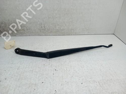 Used Front windshield wiper arm NISSAN X-TRAIL I (T30) 2.2 dCi 4x4 (136 hp) 28783753