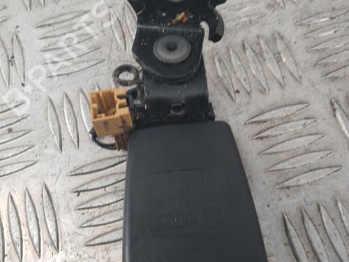 seat-buckle-audi-q3-8ub-8ug-2011-2012-2013-2014-2015-2016-2017-2018-2019-2020-31943746 main image