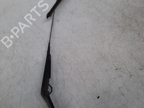 Used Front windshield wiper arm SMART FORFOUR (454) 1.1 (454.030) (75 hp) 28763191