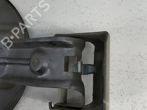 Fuel flap SUZUKI GRAND VITARA II (JT, TE, TD) 1.9 DDiS All-wheel Drive (JT419, TD44, JB419WD, JB419XD,... | BP28762140C131 