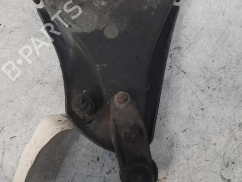 Venstre fortil bærearm RENAULT TWINGO II (CN0_) 1.2 16V (CN04, CN0B) (75 hp) 28774056