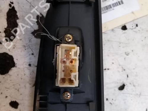 right-front-window-switch-mazda-6-hatchback-gg-2002-2003-2004-2005-2006-2007-2008-28794387 main image