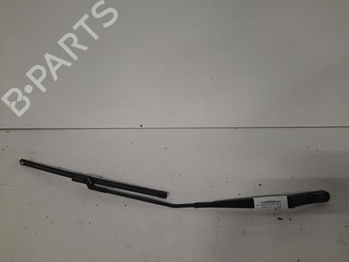 Used Front windshield wiper arm VW GOLF VI (5K1) 2.0 TDI (110 hp) 28769793