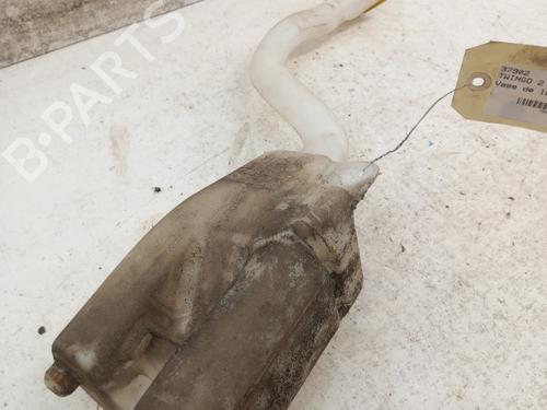 Used Windscreen washer tank RENAULT TWINGO II (CN0_) 1.2 16V (CN04, CN0B) (75 hp) 28781573