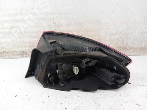 Used Left taillight Left taillight PEUGEOT 407 (6D_) 2.0 HDi 135 (6DRHRH, 6DRHRE, 6DRHRG, 6DRHRJ) (136 hp) 28743265 28743265
