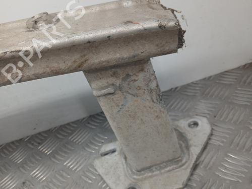 rear-bumper-reinforcement-citroen-c4-cactus-2014-33850735 main image