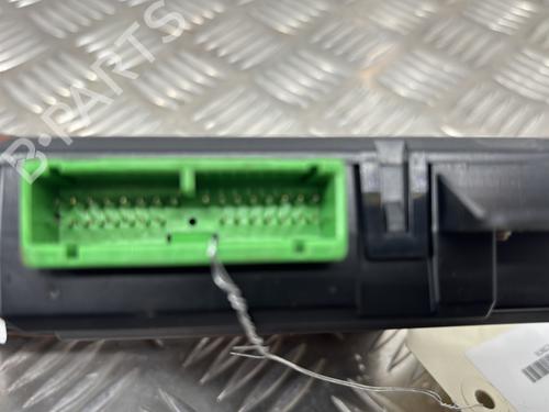 Used Left front window switch Left front window switch VOLVO V70 II (285) 2.4 (170 hp) 28744288 28744288