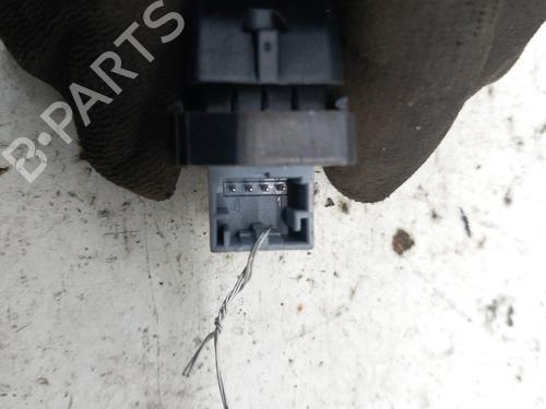Used Left rear window switch Left rear window switch AUDI A4 B8 (8K2) 2.0 TDI (143 hp) 28737773 28737773