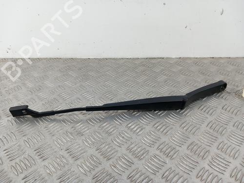 front-windshield-wiper-arm-vw-passat-b6-variant-3c5-2005-2006-2007-2008-2009-2010-2011-31807493 main image