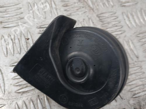 Used Horn Horn RENAULT MEGANE III Grandtour (KZ0/1) 1.5 dCi (KZ09, KZ0D, KZ1G, KZ29, KZ14, KZ1W, KZ10, KZ1F,... (110 hp) 32264093 32264093