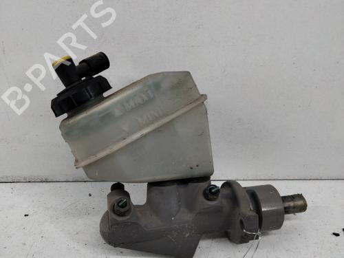 brake-master-cylinder-renault-kangoo-express-fc01_-1997-28780634 main image
