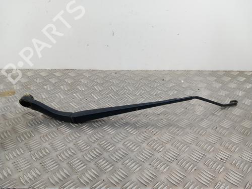 Used Front windshield wiper arm OPEL INSIGNIA A Sports Tourer (G09) 2.0 CDTI 4x4 (35) (160 hp) 28741916