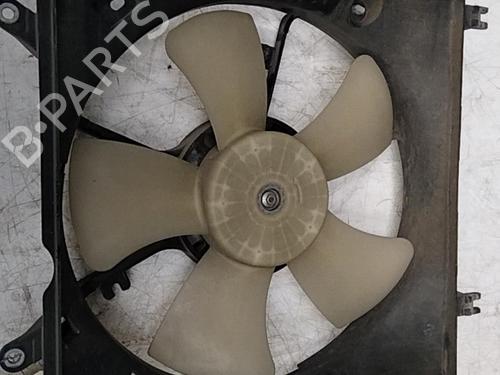 radiator-fan-toyota-rav-4-ii-_a2_-2000-2001-2002-2003-2004-2005-28763640 main image