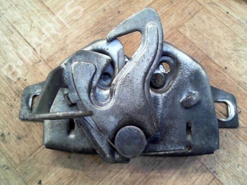 Używane Zamek maski FIAT PUNTO (188_) 1.2 60 (188.030, .050, .130, .150, .230, .250) (60 hp) 28777213